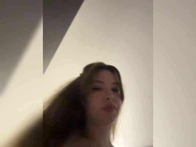 YourLadyyy webcam
