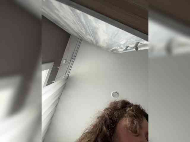 YourLadyyy webcam