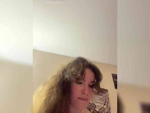 YourLadyyy webcam