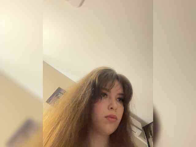YourLadyyy webcam