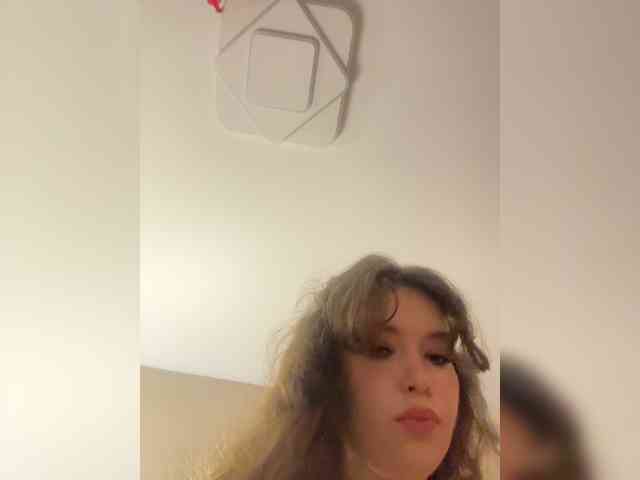 YourLadyyy webcam