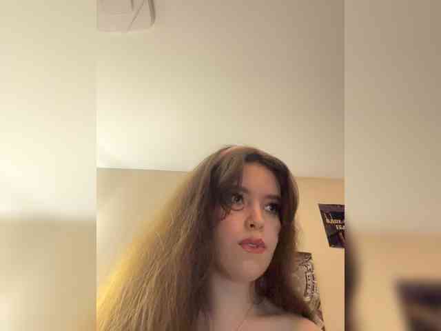 YourLadyyy webcam