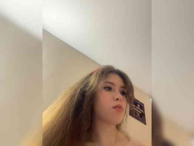 YourLadyyy webcam