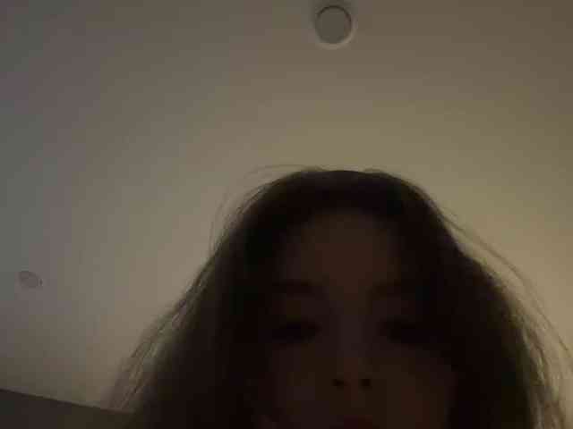 YourLadyyy webcam