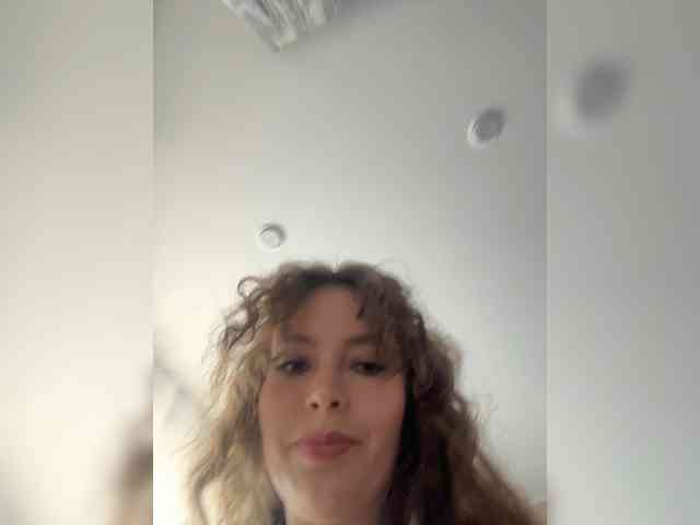 YourLadyyy webcam