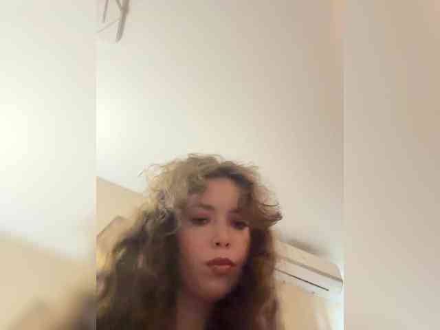 YourLadyyy webcam
