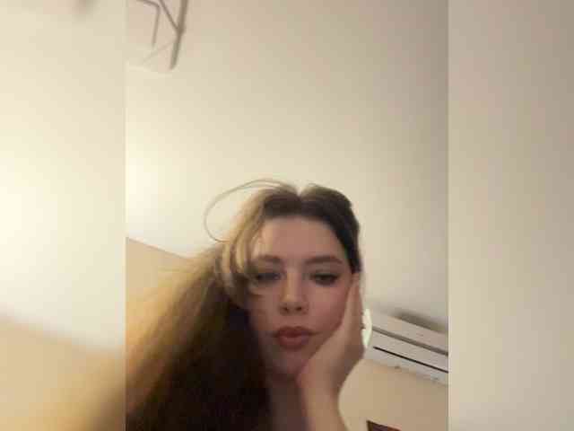 YourLadyyy webcam