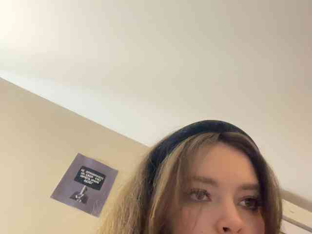 YourLadyyy webcam