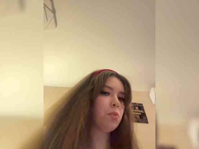 YourLadyyy webcam