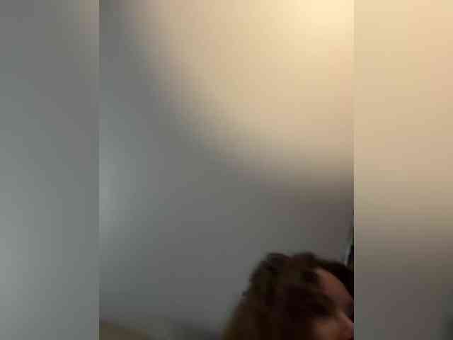 YourLadyyy webcam