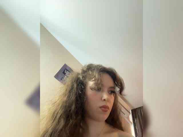 LadyEmily Live Webcam on BongaCams