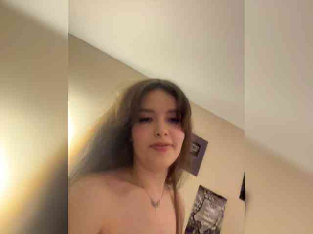 YourLadyyy webcam