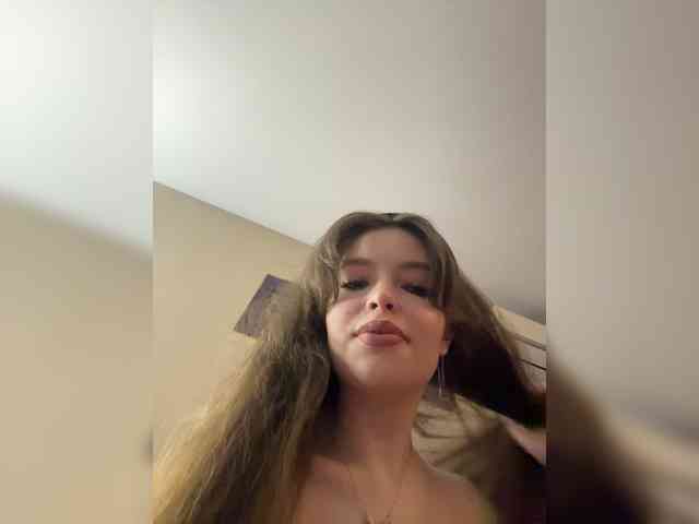 YourLadyyy webcam