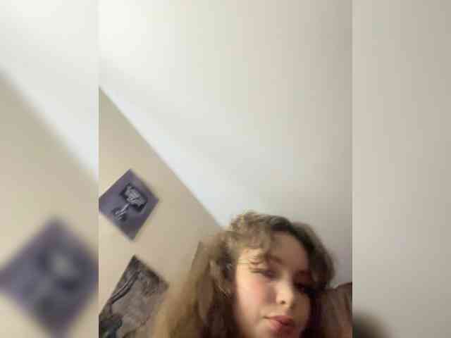 YourLadyyy webcam