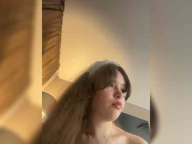 YourLadyyy webcam
