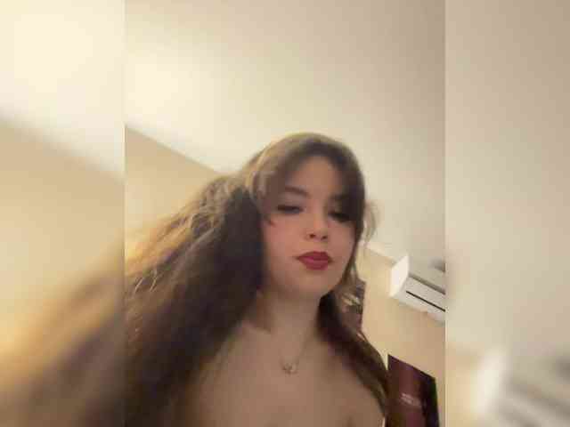 YourLadyyy webcam