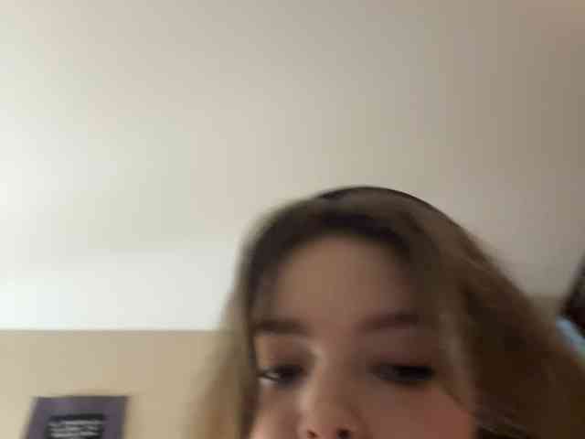 YourLadyyy webcam