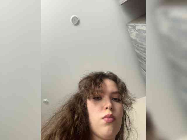 YourLadyyy webcam