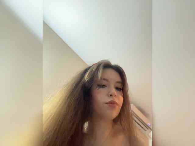 YourLadyyy webcam