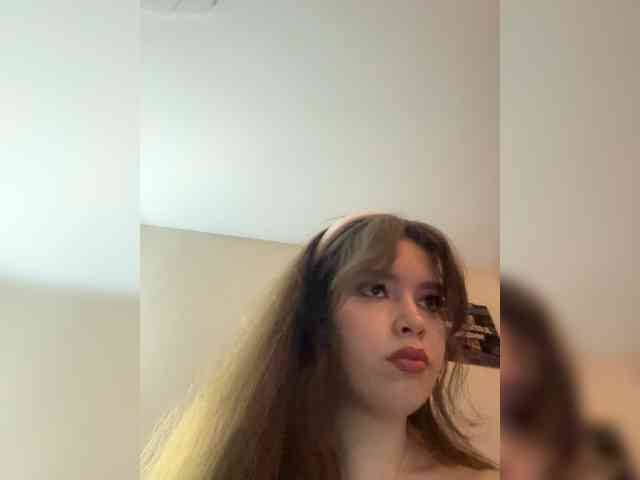 YourLadyyy webcam