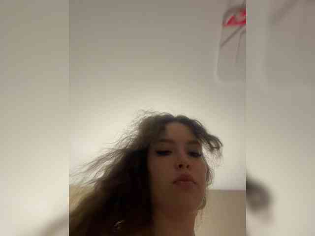 YourLadyyy webcam