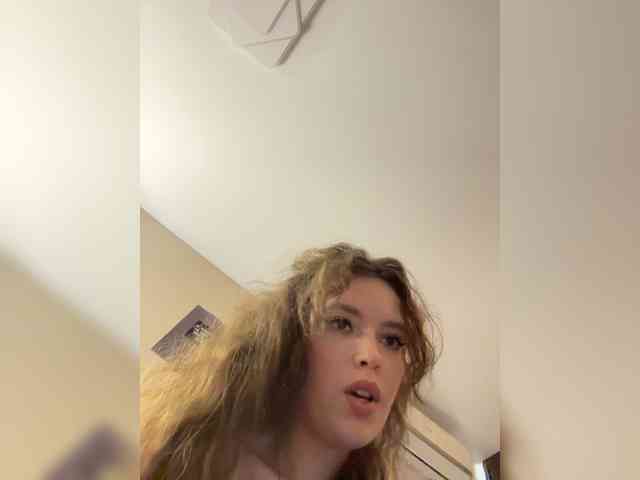 YourLadyyy webcam