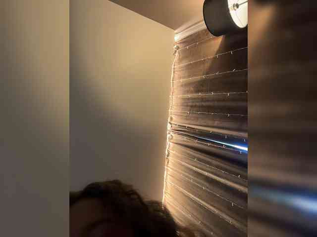 YourLadyyy webcam