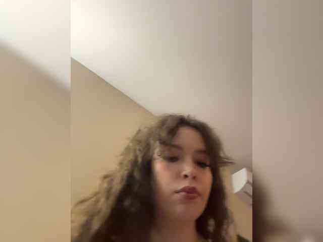 YourLadyyy webcam