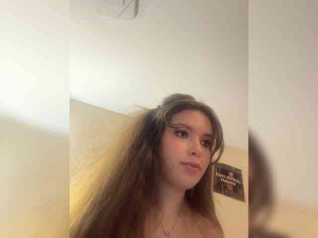 YourLadyyy webcam