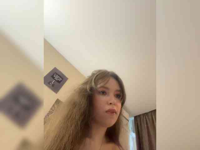 YourLadyyy webcam