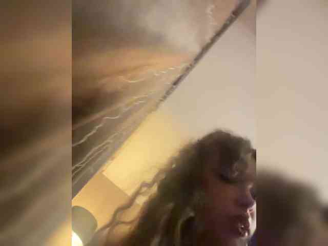 YourLadyyy webcam