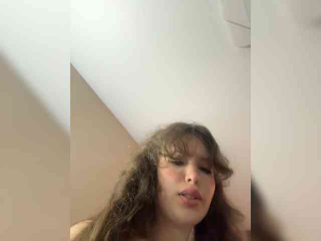 YourLadyyy webcam