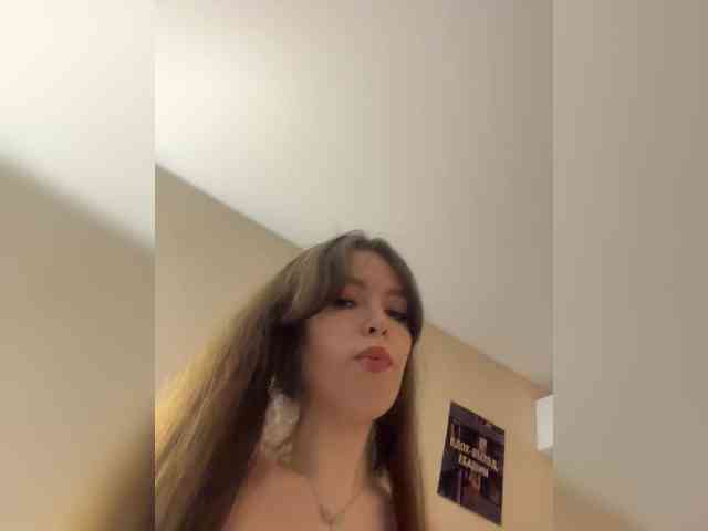 YourLadyyy webcam