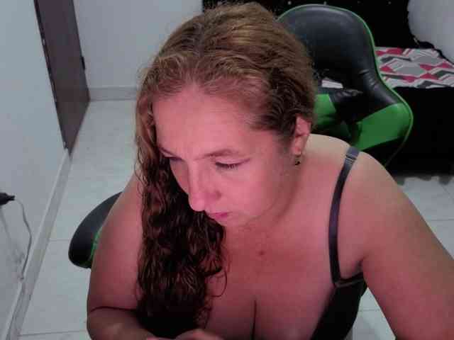 allisong69bigtits webcam