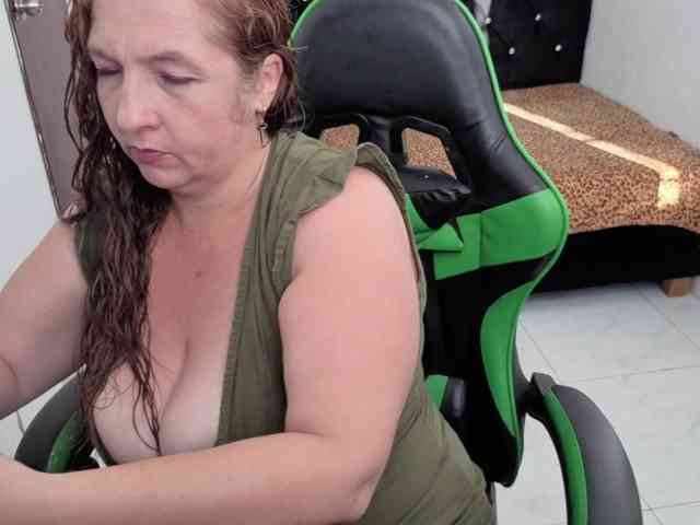 allisong69bigtits webcam