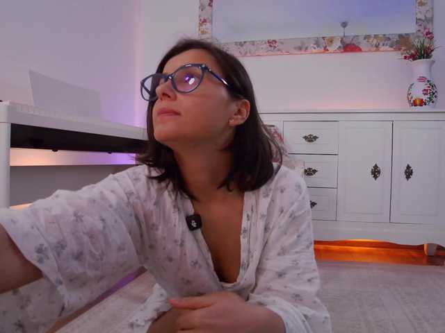 SophieeRain live cam on BongaCams