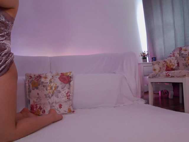 SophieeRain live cam on BongaCams