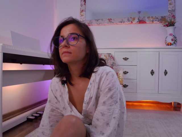 SophieeRain live cam on BongaCams