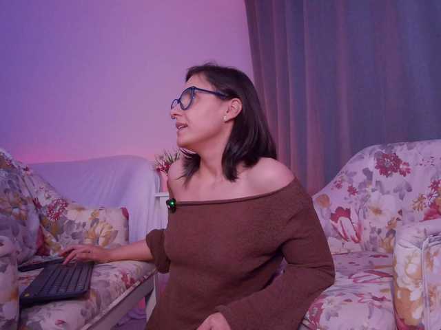 SophieeRain live cam on BongaCams
