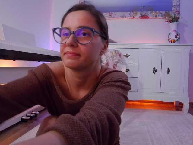 SophieeRain live cam on BongaCams