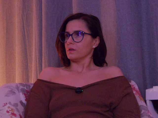 SophieeRain live webcam show