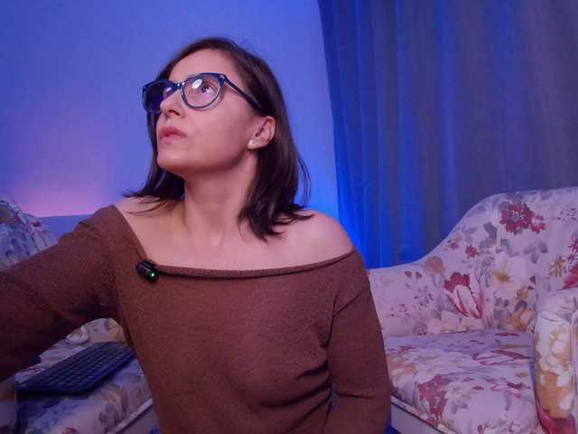 SophieeRain live cam on BongaCams