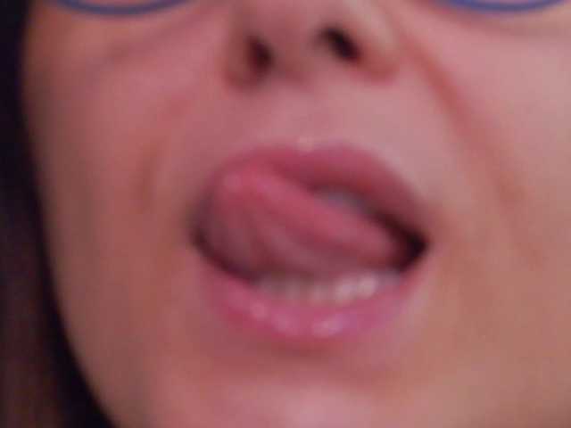 SophieeRain live cam on BongaCams