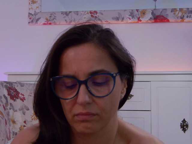 SophieeRain live cam on BongaCams