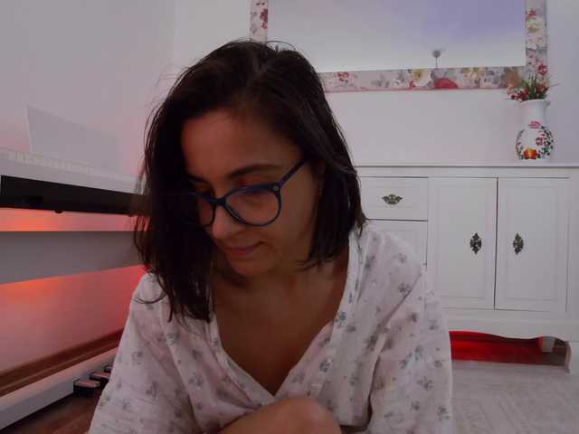 SophieeRain live cam on BongaCams