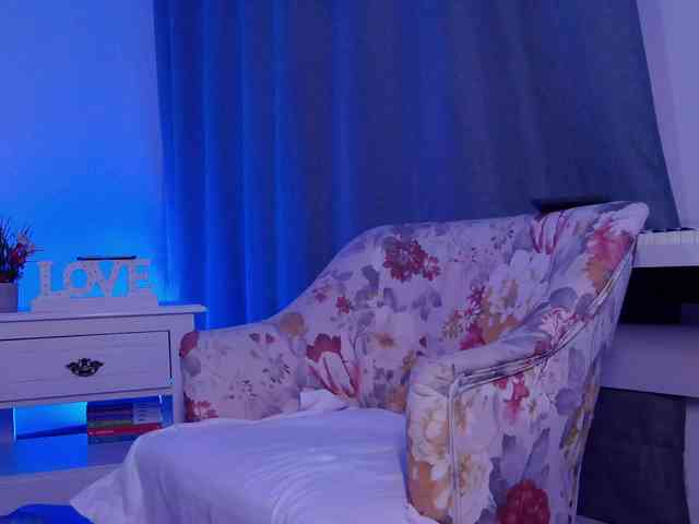 SophieeRain webcam