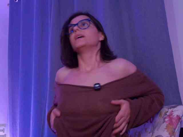 SophieeRain webcam