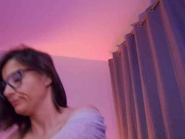 SophieeRain webcam