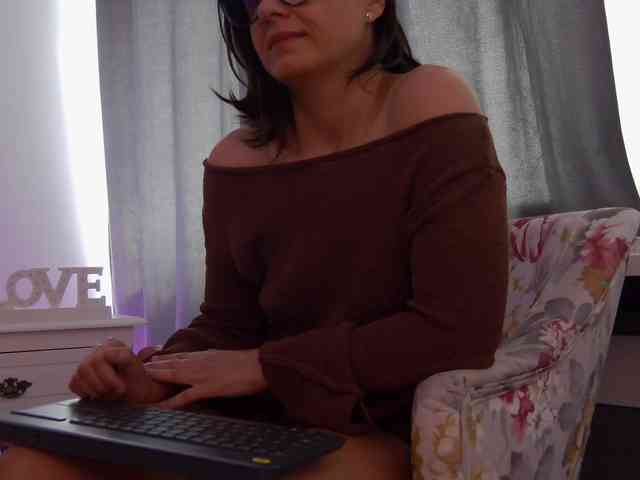 SophieeRain webcam