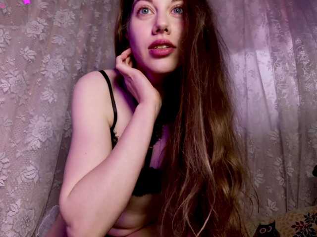 Mimi-Miya's BongaCams show and profile